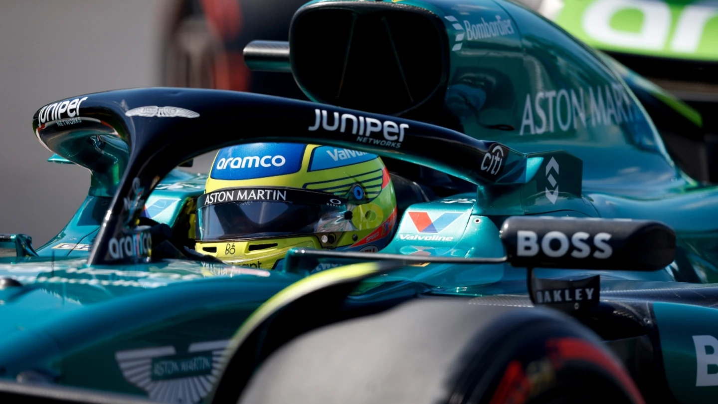 Fernando Alonso, en el Aston Martin Fernando Alonso, en el Aston Martin