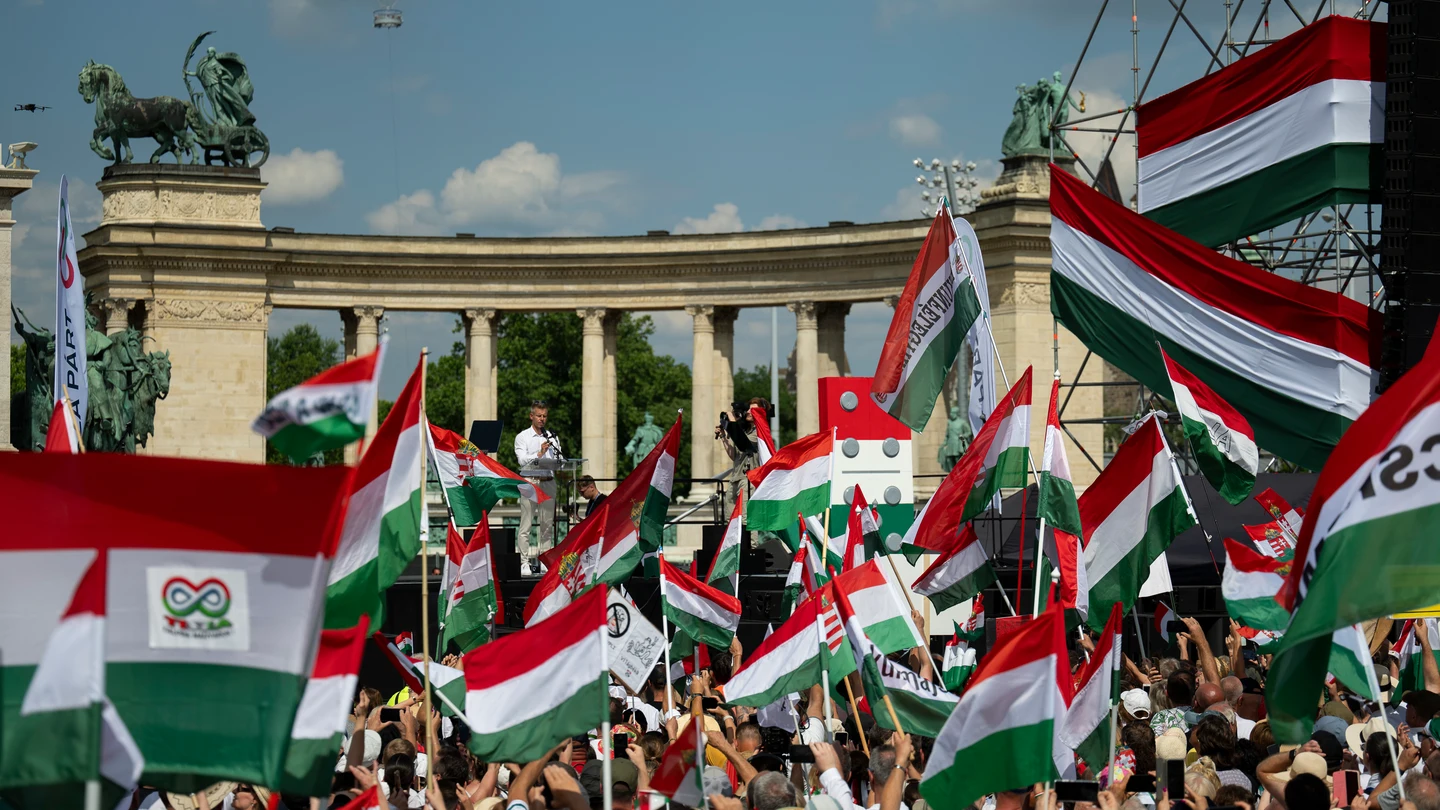 Víktor Orbán, en un mitin el día antes de las elecciones europeas de 2024 en Hungría Víktor Orbán, en un mitin el día antes de las elecciones europeas de 2024 en Hungría