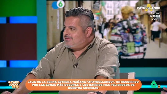 Jalis de la Serna cuenta su 'truco' para grabar en barrios conflictivos: "A veces así vale y otras no te dejan entrar" Jalis de la Serna cuenta su 'truco' para grabar en barrios conflictivos: "A veces así vale y otras no te dejan entrar"