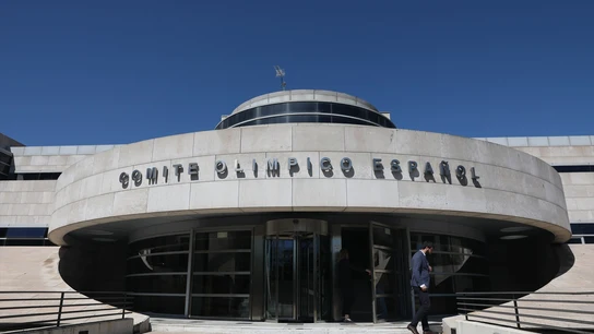 Detenido un vigilante de seguridad del COE por eyacular varias veces en botellas de agua de dos compañeras Detenido un vigilante de seguridad del COE por eyacular varias veces en botellas de agua de dos compañeras