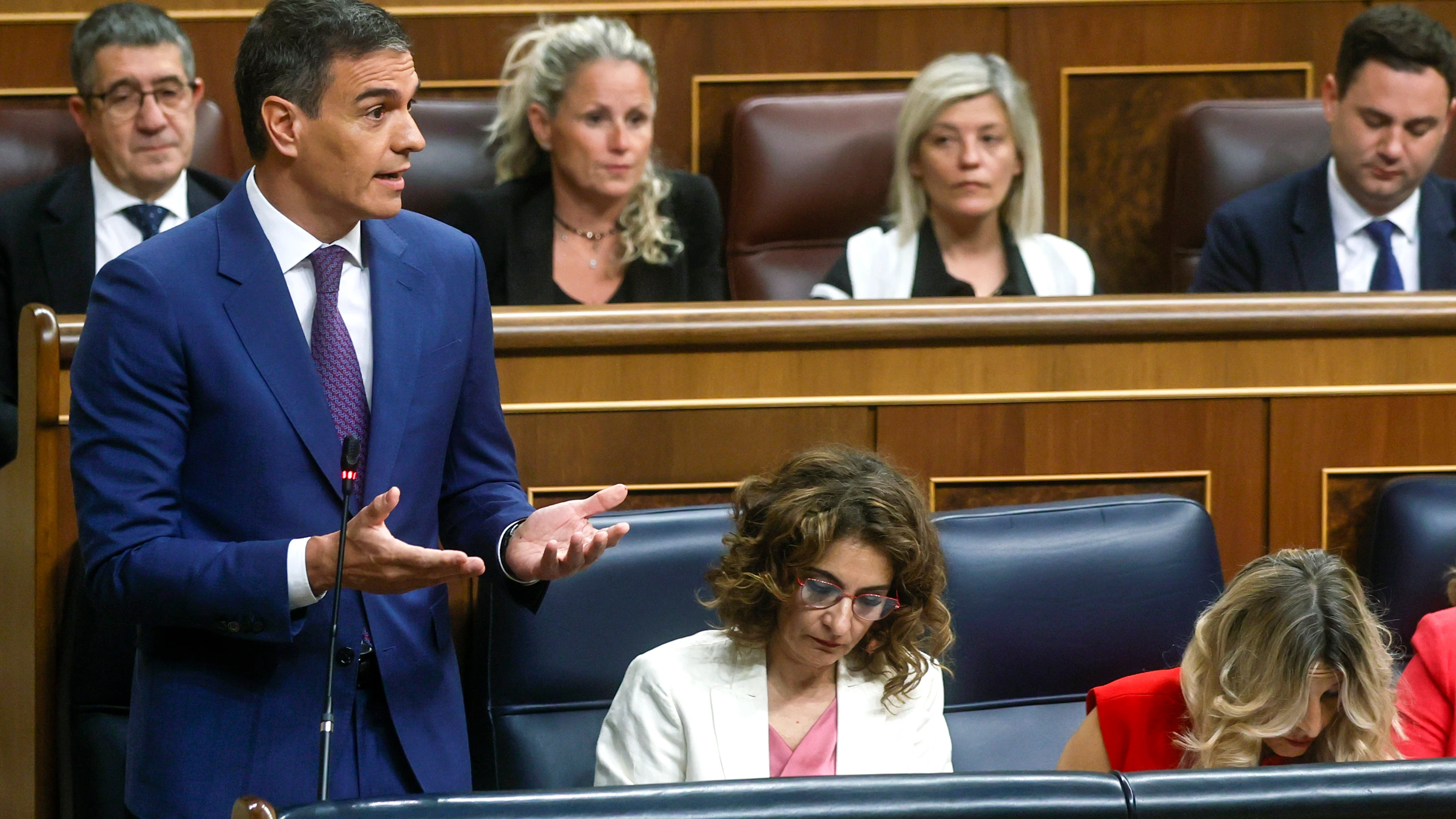 El presidente del Gobierno, Pedro Sánchez, durante su intervención en la sesión de control al Ejecutivo este miércoles en el Congreso. 