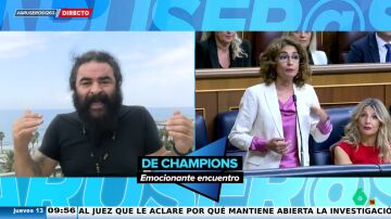 El Sevilla, de los gestos de María Jesus Montero en el Congreso: "Llega a llamar genio a Sánchez, como si fuera un delantero"