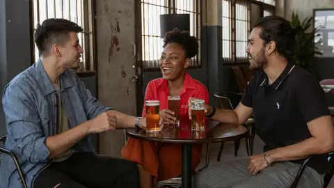 ¿Asimilan peor el alcohol las mujeres que los hombres? ¿Asimilan peor el alcohol las mujeres que los hombres?