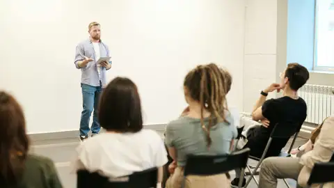 Aprender un nuevo idioma es prácticamente imposible y la ciencia lo ha demostrado Aprender un nuevo idioma es prácticamente imposible y la ciencia lo ha demostrado