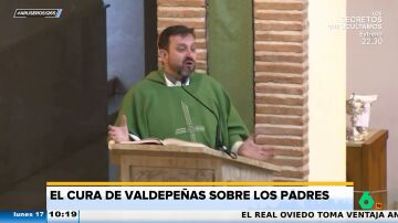 El cura de Valdepeñas, de los hombres que no saben ni freír un huevo: "¿Para qué quieres un tío que no sabe hacer nada?"