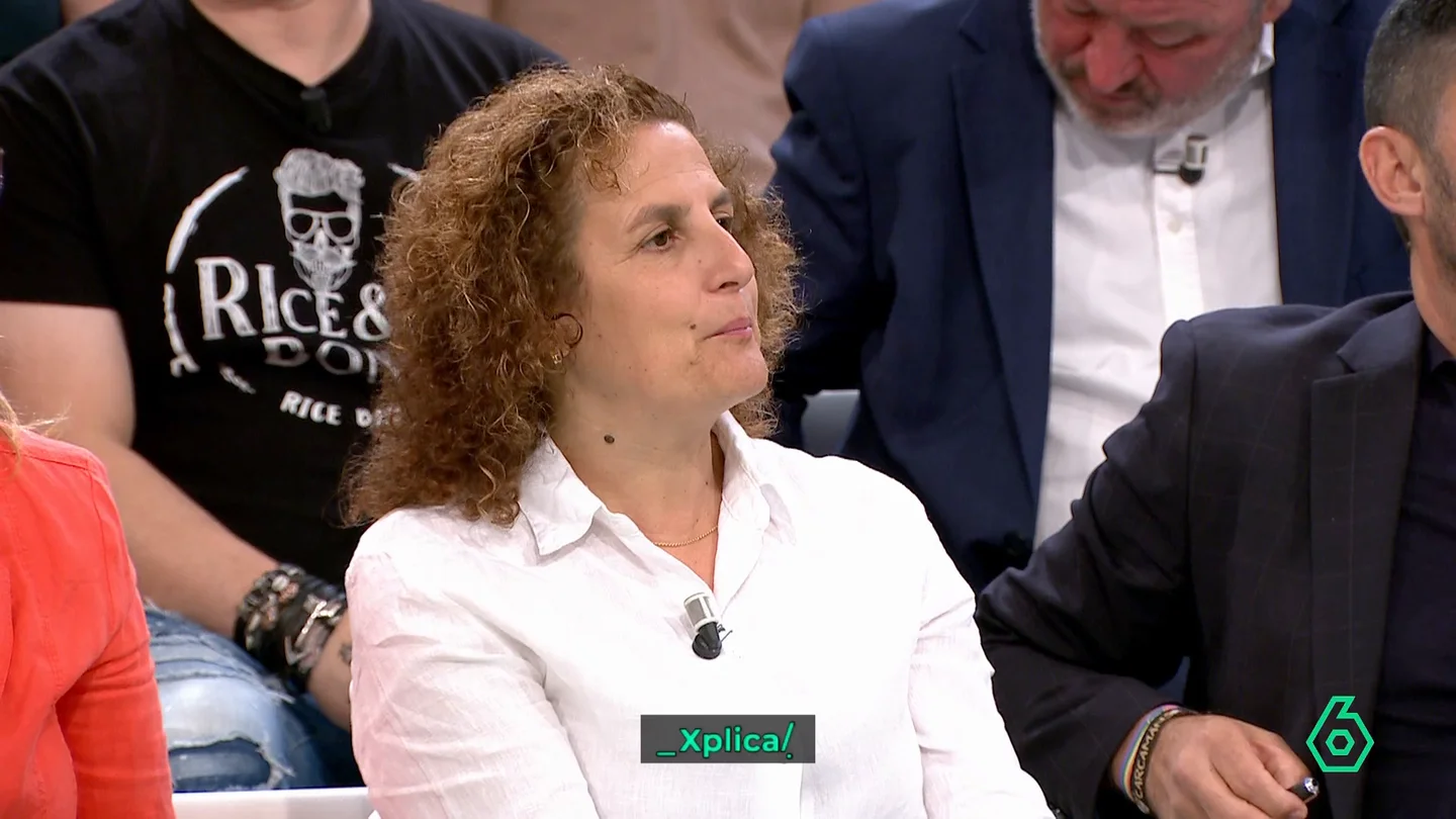 XPLICA Una arrendadora de viviendas turísticas en Galicia defiende el sector: "¿Alguien se plantea vivir en un casco histórico abandonado en un cuarto sin ascensor?" XPLICA Una arrendadora de viviendas turísticas en Galicia defiende el sector: "¿Alguien se plantea vivir en un casco histórico abandonado en un cuarto sin ascensor?"