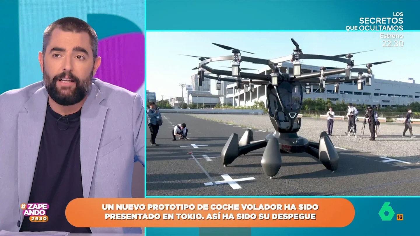 Dani Mateo alucina con el coche volador: "¿Por qué parece un helicóptero?" Dani Mateo alucina con el coche volador: "¿Por qué parece un helicóptero?"