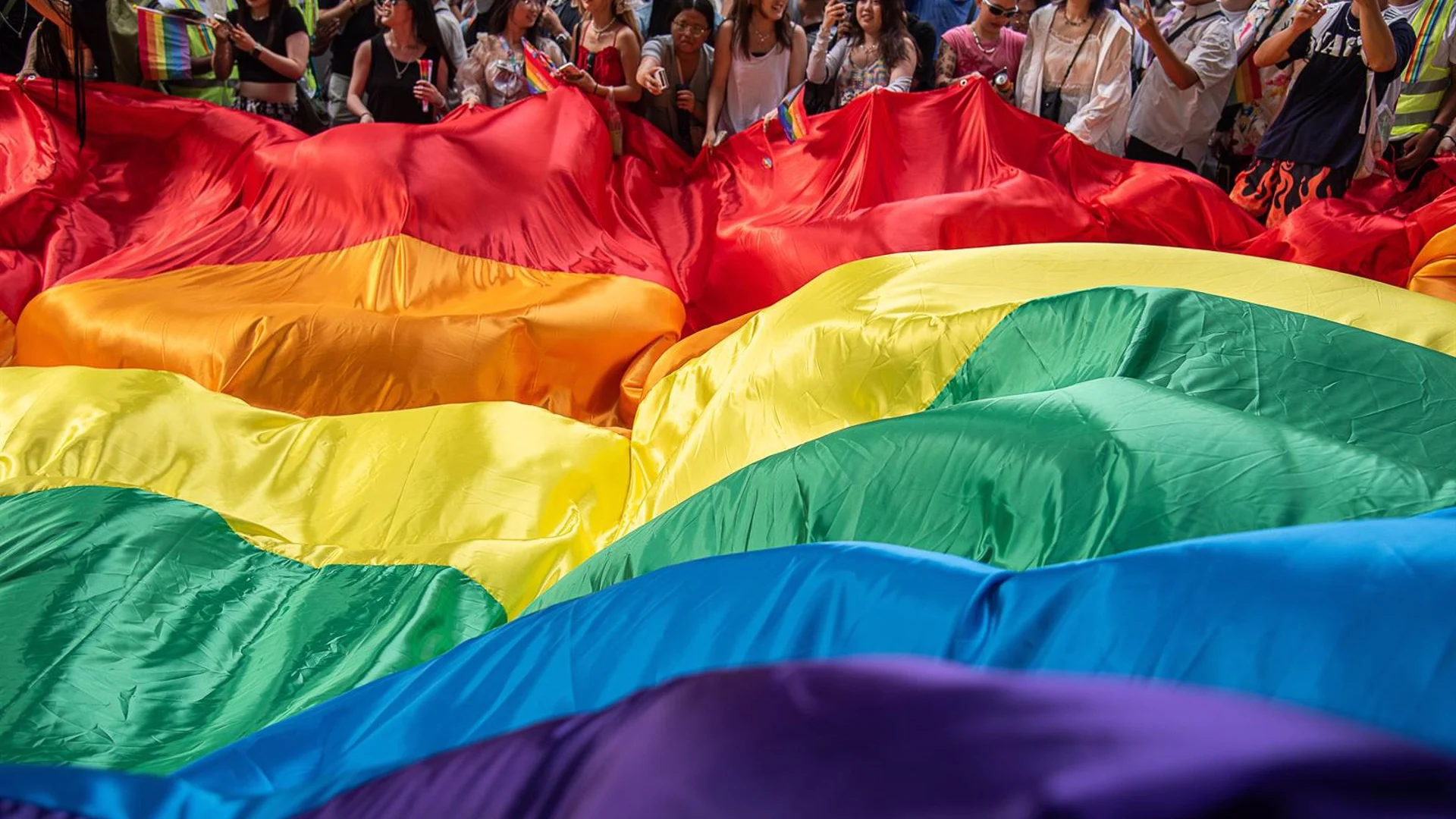 El Senado de Tailandia da el aval definitivo a legalizar el matrimonio homosexual.