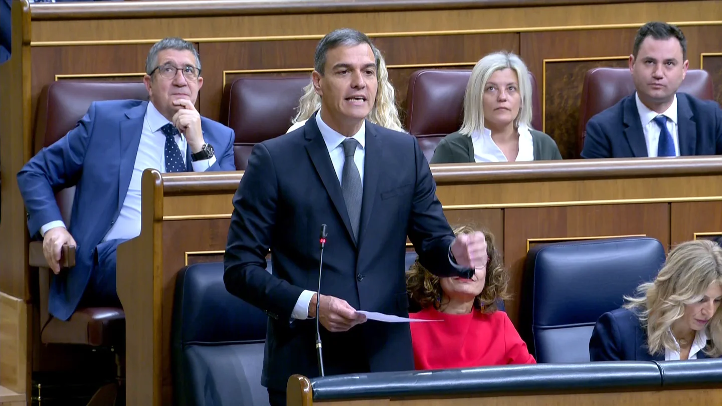 Pedro Sánchez durante la sesión de control Pedro Sánchez durante la sesión de control