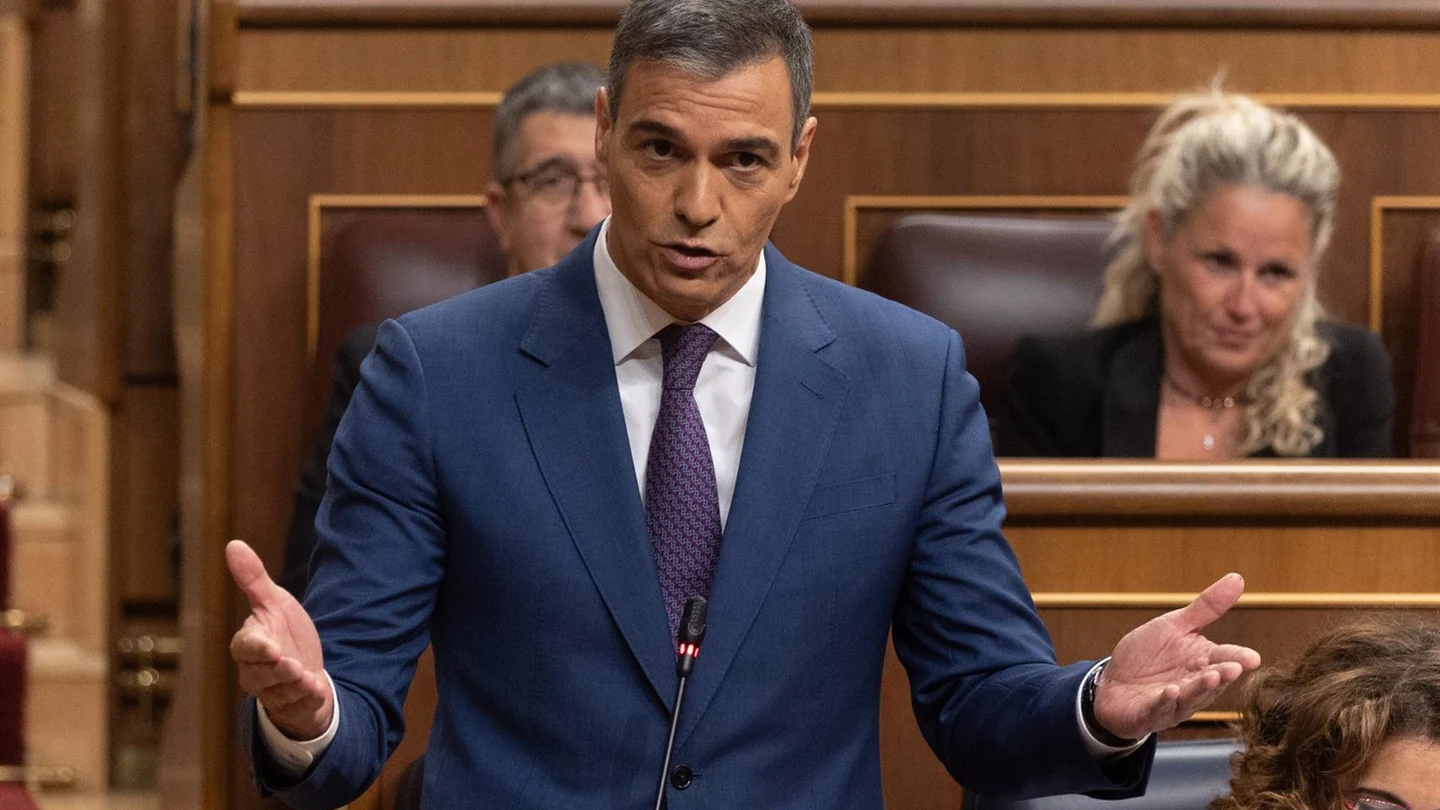 Sánchez desvincula financiación autonómica de la investidura de Illa y dice que dará singularidad a Cataluña Sánchez desvincula financiación autonómica de la investidura de Illa y dice que dará singularidad a Cataluña