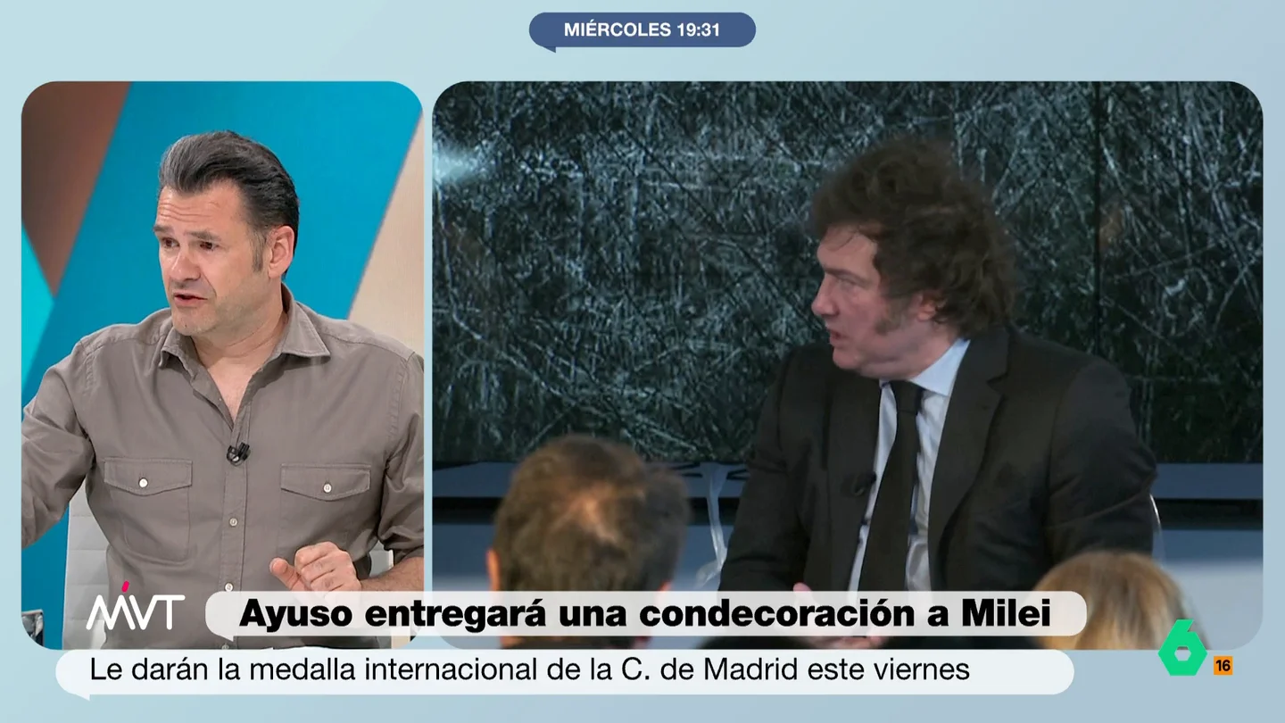 Gonzalo Miró, tajante sobre la condecoración a Milei: "Ayuso es capaz de premiar a cualquiera que insulte a Sánchez" Más Vale Tarde analiza en este vídeo la condecoración con la medalla internacional de la Comunidad de Madrid a Javier Milei, que la recibirá el próximo viernes. La valoración de Iñaki López o Elisa Beni, entre otros, en este vídeo.