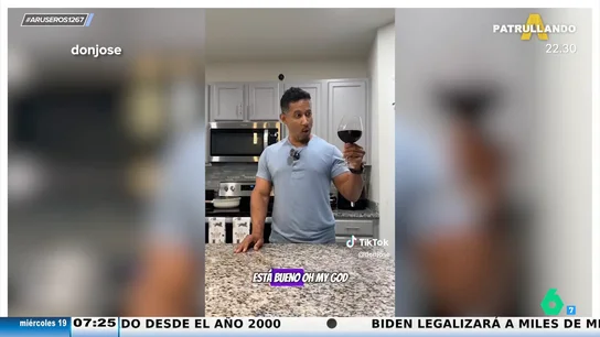 Una persona de República Dominicana se graba probando el kalimotxo por primera vez: "Esto es peligroso mi gente" Una persona de República Dominicana se graba probando el kalimotxo por primera vez: "Esto es peligroso mi gente"