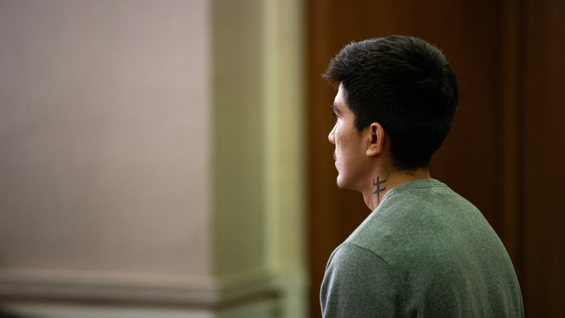 El acusado de la violación de Igualada durante una de las sesiones del juicio.