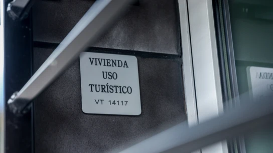 Fachada de un piso turístico Fachada de un piso turístico