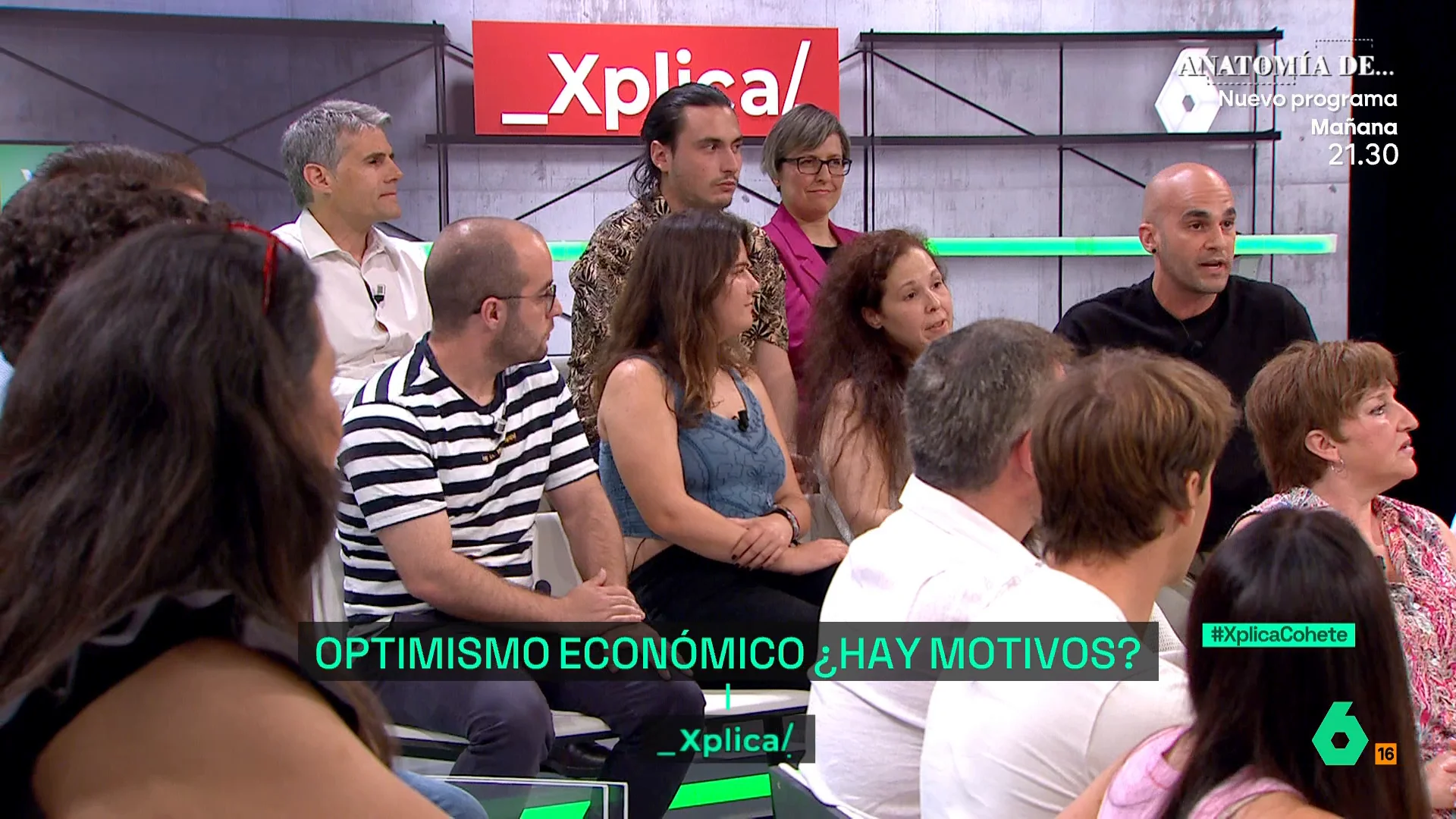 Trabajador responde a un empresario