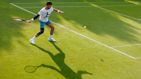 Djokovic ya entrena para Wimbledon Djokovic ya entrena para Wimbledon