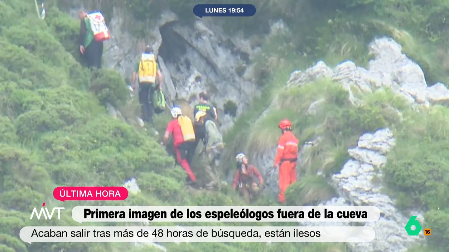 los dos espeleólogos los dos espeleólogos