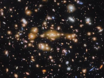 El telescopio James Webb logra capturar los cúmulos estelares más antiguos jamás observados El telescopio James Webb logra capturar los cúmulos estelares más antiguos jamás observados