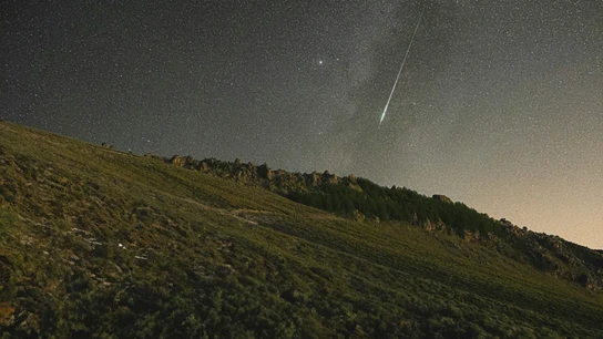 Imagen de un estrella fugaz. Imagen de un estrella fugaz.