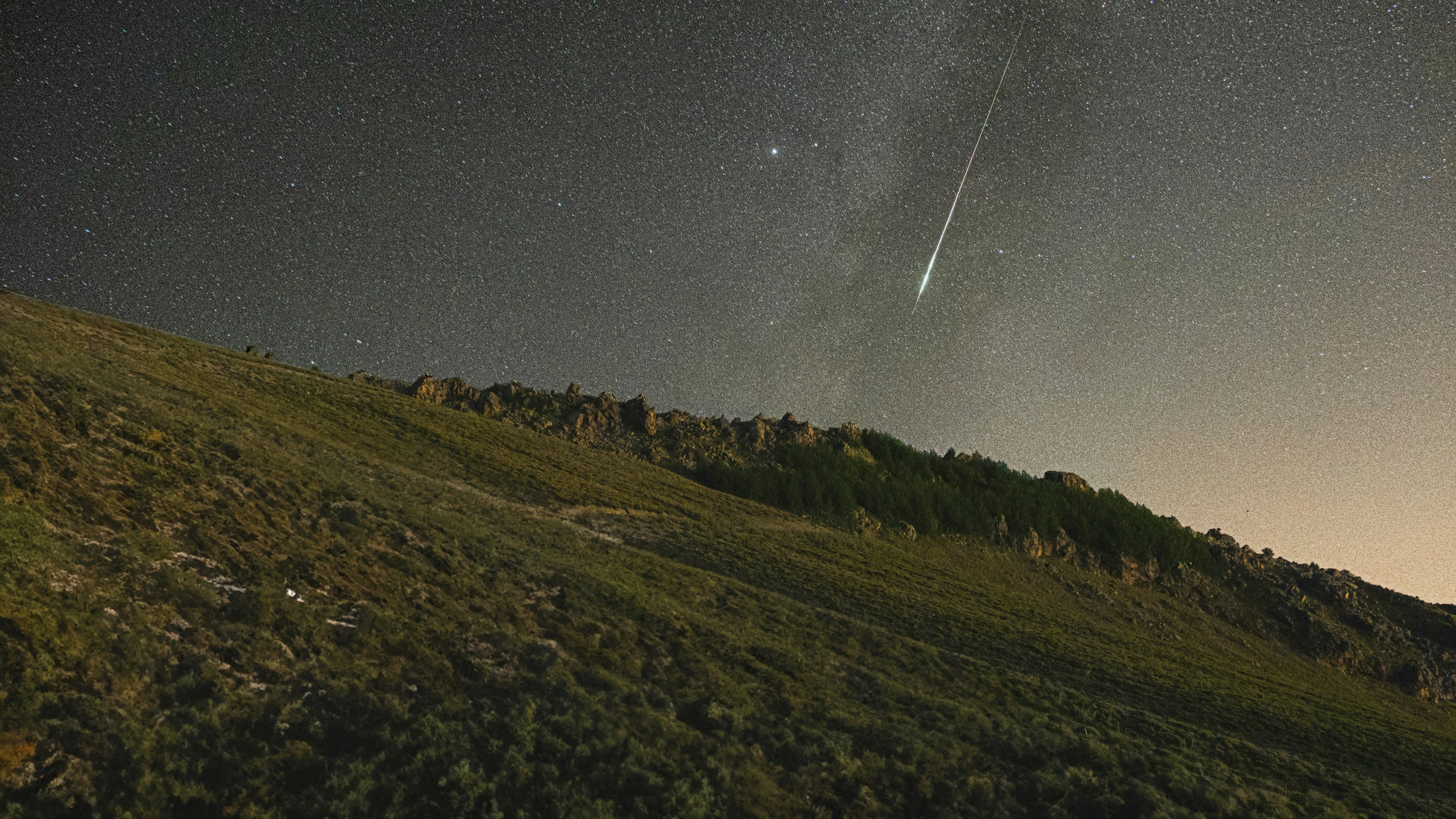 Imagen de un estrella fugaz.