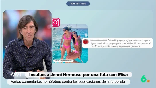 Benjamín Prado, tras los insultos machistas a Jenni Hermoso y Misa: "Hay que regular las redes, el anonimato está causando daño" Más Vale Tarde analiza en este vídeo los insultos misóginos hacia las jugadoras de fútbol Jennifer Hermoso y Misa Rodríguez tras publicar una foto en sus redes sociales. La reflexión de Benjamín Prado o Bea de Vicente, entre otros, en este vídeo.