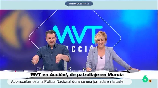 Beatriz de Vicente provoca las carcajadas de Cristina Pardo: "Hablo hasta durmiendo, soy una pesadilla" "La gente en sus casas no se puede imaginar que Bea de Vicente habla también cuando no la ven", comenta Cristina Pardo sobre el debate fuera de cámara en el que participa la abogada. El divertido momento, en este vídeo.
