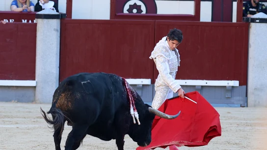 El torero Sebastián Castella durante la corrida en Las Ventas, a 25 de mayo de 2024, en Madrid (España) El torero Sebastián Castella durante la corrida en Las Ventas, a 25 de mayo de 2024, en Madrid (España)