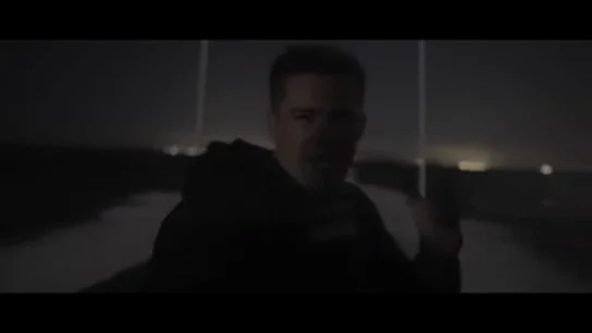 "¡Nos están siguiendo!": el vídeo en el que 'Zazza, el italiano' patrulla las aguas del Estrecho con agentes aduaneros con metralletas "¡Nos están siguiendo!": el vídeo en el que 'Zazza, el italiano' patrulla las aguas del Estrecho con agentes aduaneros con metralletas