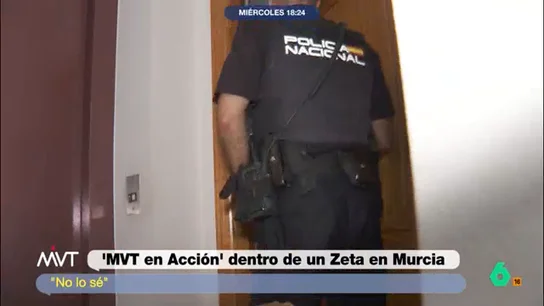 Más Vale Tarde presencia la detención de una madre tras agredir a su hija: "Le ha quitado el móvil para que no pudiera pedir auxilio" Más Vale Tarde presencia la detención de una madre tras agredir a su hija: "Le ha quitado el móvil para que no pudiera pedir auxilio"