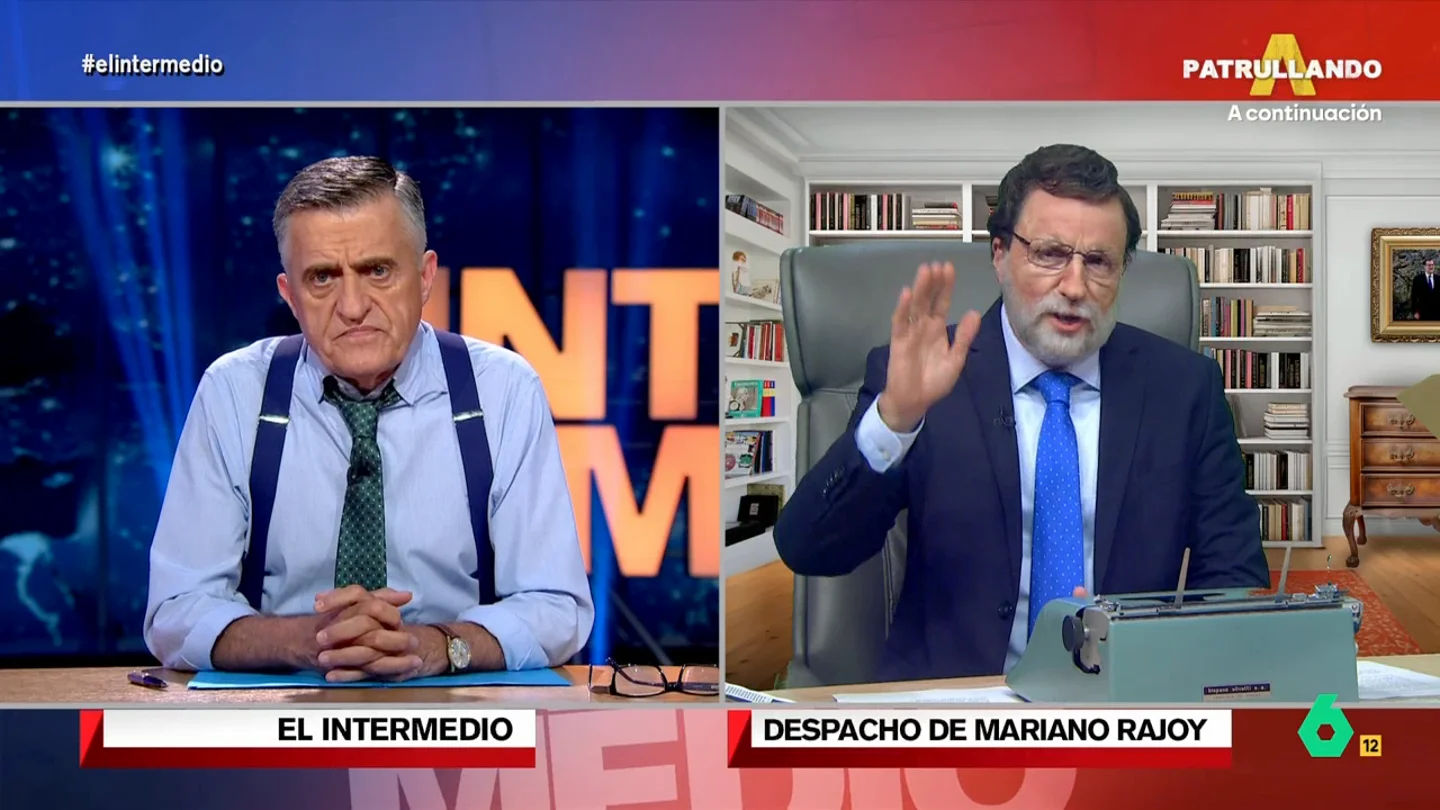 'Rajoy' confiesa a Wyoming su truco para atrapar a los lectores con sus artículos: "¡Aprende, Ken Follet!" Raúl Pérez se convierte en el expresidente popular para conocer su particular análisis sobre el acuerdo al que han llegado el PP y el PSOE para renovar el Consejo General del Poder Judicial