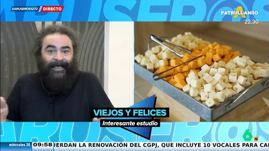 La reacción de El Sevilla tras conocer el estudio que dice que comer queso te hace más feliz y retrasa la vejez La reacción de El Sevilla tras conocer el estudio que dice que comer queso te hace más feliz y retrasa la vejez