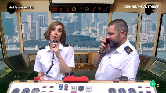 Dani Mateo, a su llegada a Argentina con Cristina Gallego: "Venimos de parte de Ayuso" Dani Mateo, a su llegada a Argentina con Cristina Gallego: "Venimos de parte de Ayuso"