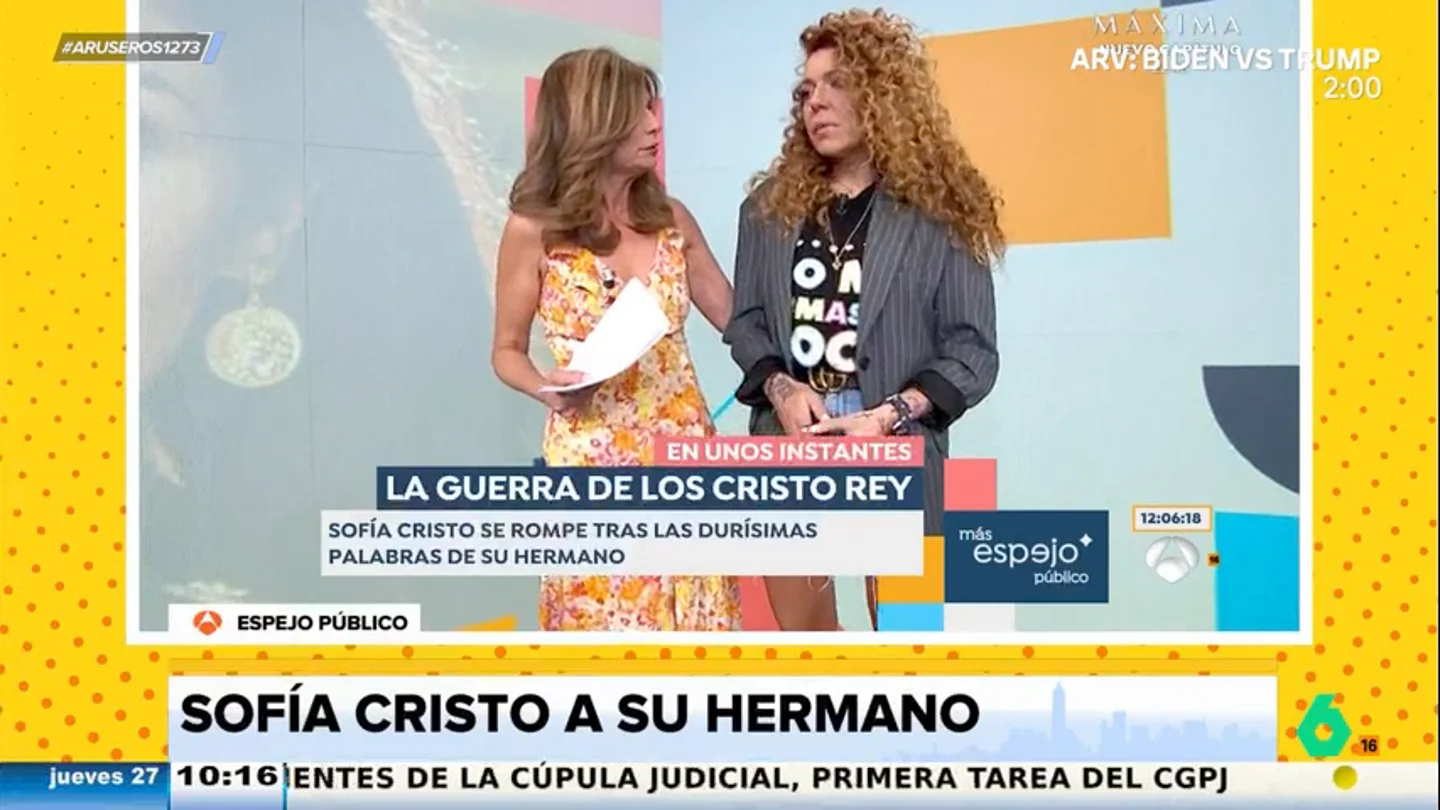 Paloma Barrientos, contra Ángel Cristo tras criticar a Bárbara Rey: "El que entraba en tu casa con una pistola era tu padre" Paloma Barrientos, contra Ángel Cristo tras criticar a Bárbara Rey: "El que entraba en tu casa con una pistola era tu padre"