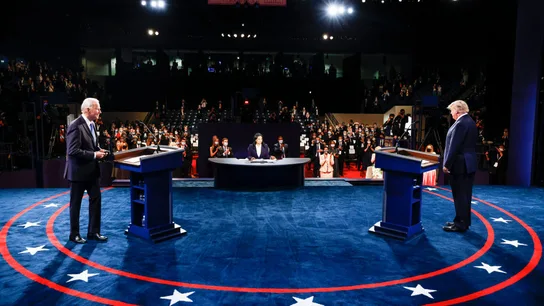Donald Trump y Joe Biden durante el debate final antes de las últimas elecciones estadounidenses en 2020. Donald Trump y Joe Biden durante el debate final antes de las últimas elecciones estadounidenses en 2020.