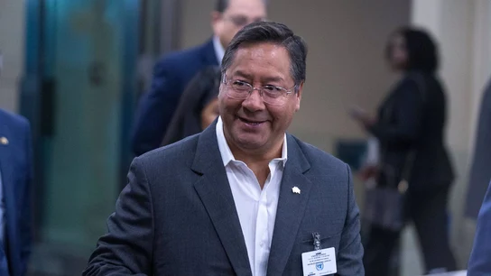 Los seguidores de Evo Morales acusan al presidente boliviano de "autogolpe" Los seguidores de Evo Morales acusan al presidente boliviano de "autogolpe"