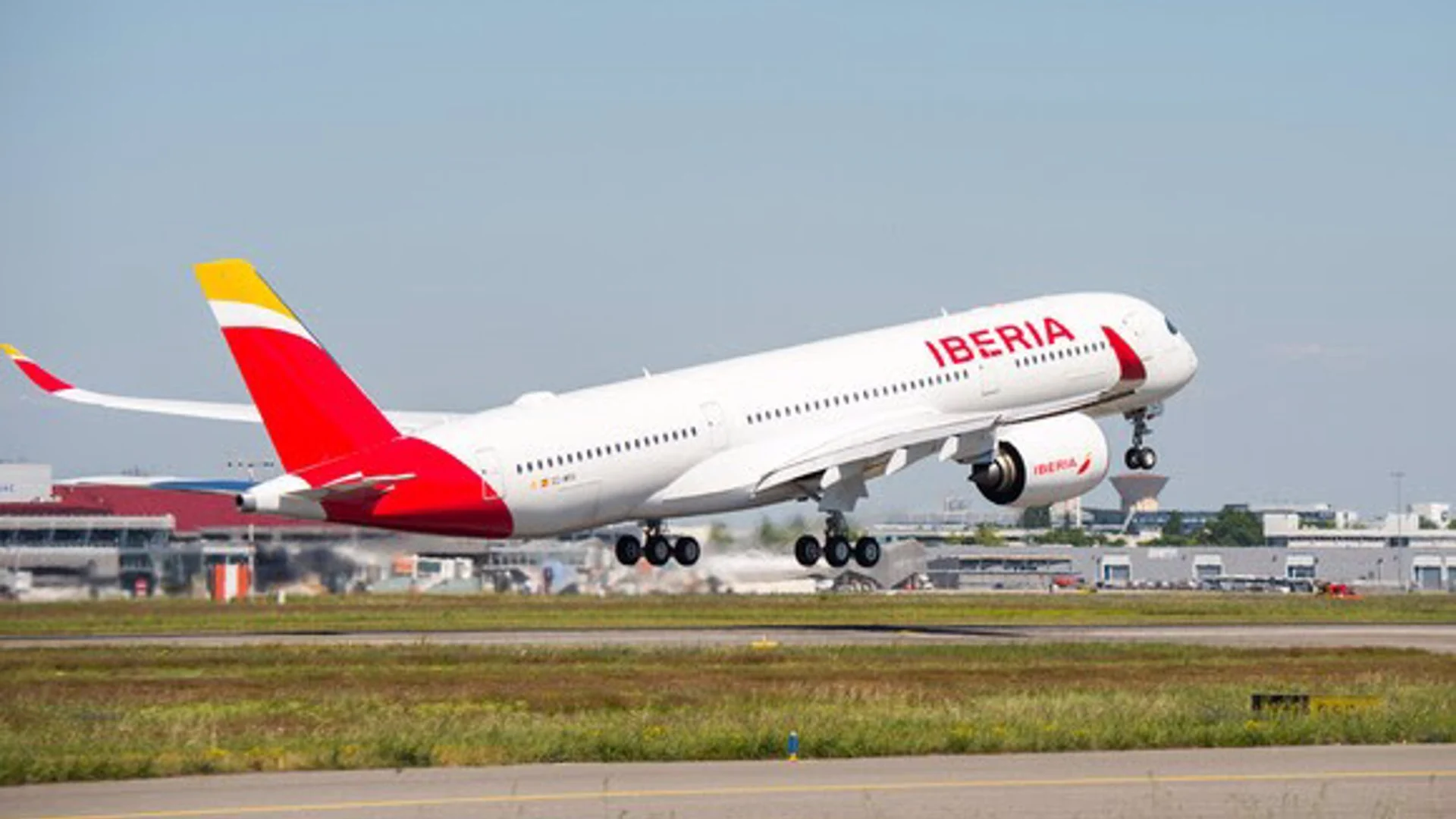 Iberia lanza el mayor sorteo de su historia: un avión completo para viajar a sus destinos de Europa Iberia lanza el mayor sorteo de su historia: un avión completo para viajar a sus destinos de Europa