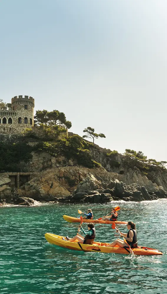 Rutas en kayak en Lloret de Mar Rutas en kayak en Lloret de Mar