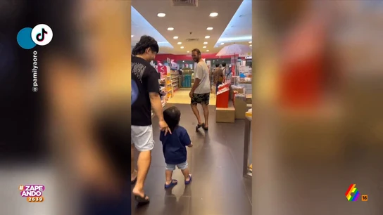 Un niño confunde a un hombre con Jesucristo Un niño confunde a un hombre con Jesucristo