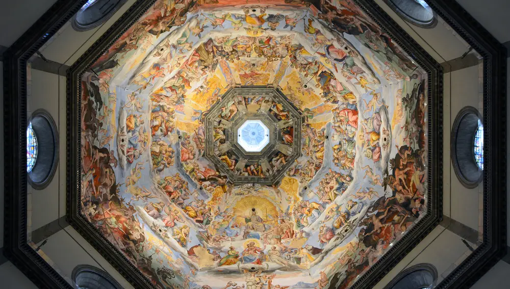 Interior de la cúpula de la Catedral de Santa María del Fiore Interior de la cúpula de la Catedral de Santa María del Fiore