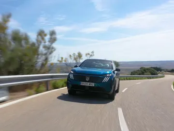 Peugeot e-3008 Peugeot e-3008
