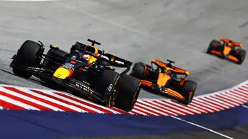 Max Verstappen vuelve a doblegar a los McLaren y ya tiene 10 Sprint