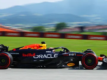 Max Verstappen se queda sin rivales y logra una meteórica Pole en Austria Max Verstappen se queda sin rivales y logra una meteórica Pole en Austria