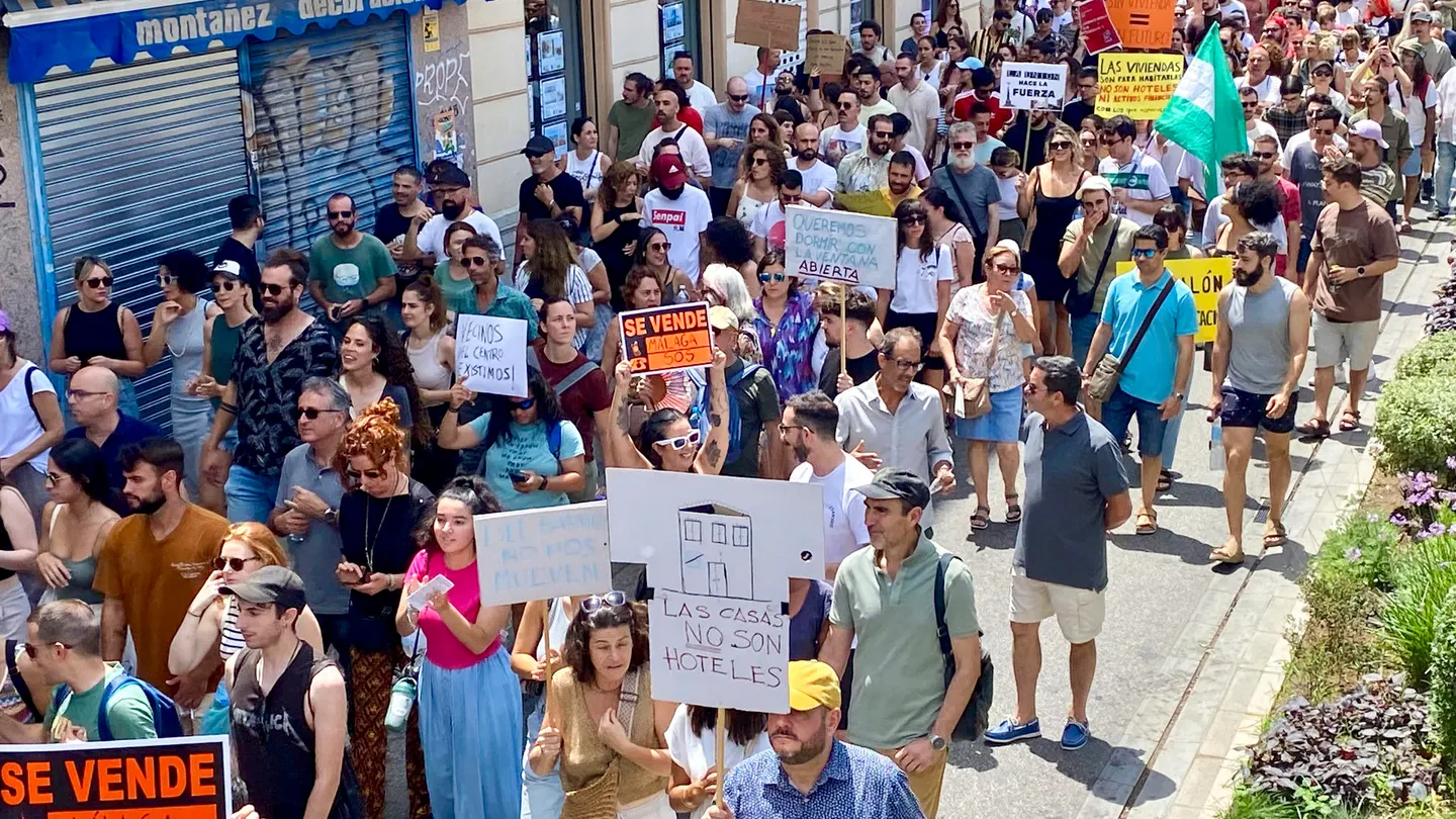 Manifestación en Málaga contra los pisos turísticos Manifestación en Málaga contra los pisos turísticos