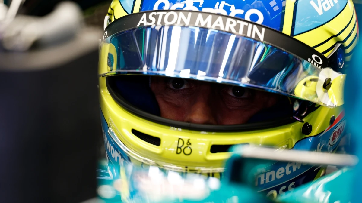 Fernando Alonso, en el cockpit del Aston Martin