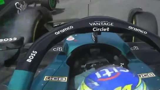 Fernando Alonso, en su toque con Zhou Fernando Alonso, en su toque con Zhou