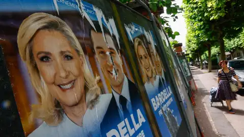 Imagen de un cartel electoral de Marine le Pen y Jordan Bardella