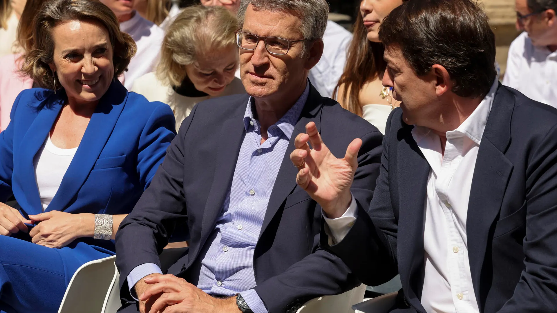 Alberto Núñez Feijóo, Cuca Gamarra y Alfonso Fernández Mañueco, en el acto celebrado en Salamanca.