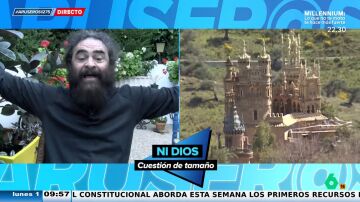 La reacción de El Sevilla tras conocer que la iglesia más pequeña del mundo está en Málaga