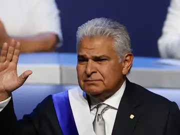 José Raúl Mulino es investido presidente de Panamá tras ganar las elecciones con el 34% de los votos 