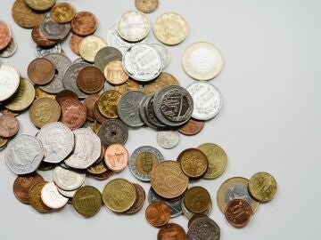 ¿Tienes monedas antiguas en casa? Así puedes saber su valor